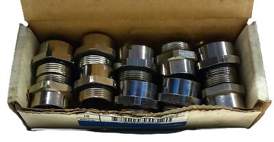 Thomas and Betts PG16-50 Metric PG16 to 1/2 inch NPT Thread Adapter w/ Gasket