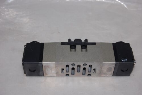 SMC VP7-6-FG-D-3Z Valve