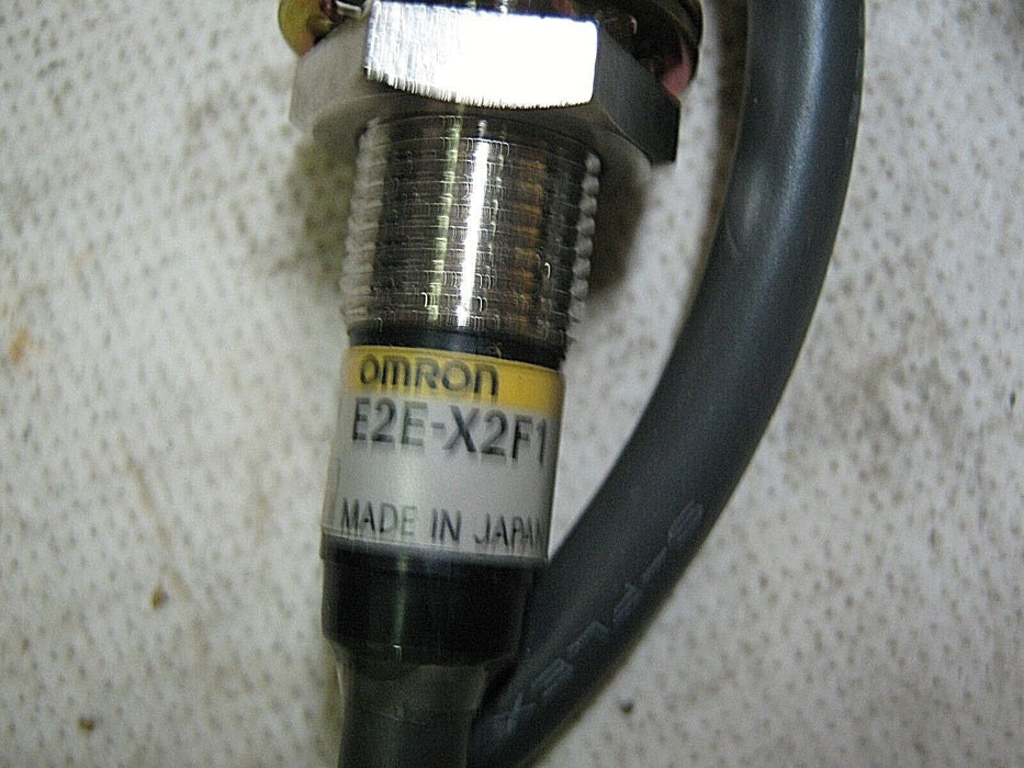 Omron E2E-X2F1 Inductive Proximity Sensor