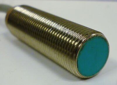 Pepperl NBB2-12GM40-E0 / 083301 Inductive Proximtiy Sensor