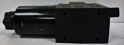 Nachi SS-G01-A5-GR-D2-31 540 Solenoid Valve