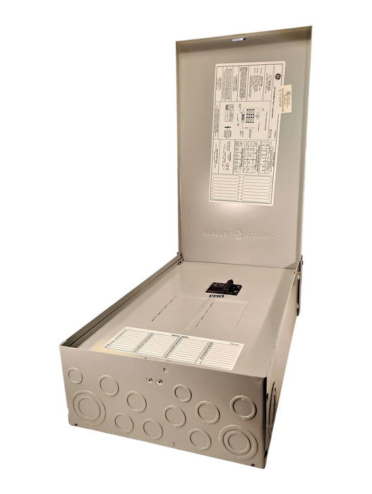 GE TM810R 120/240 100 A Main Breaker Panel w/ 8-1 in THQL Spaces