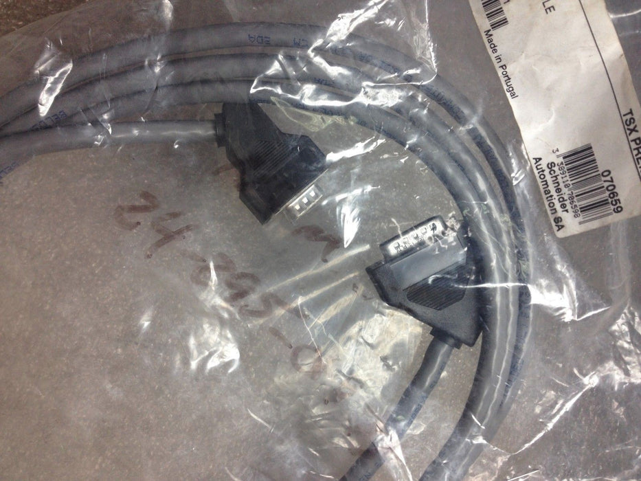 Groupe Schneider TSXCXP213 Cable