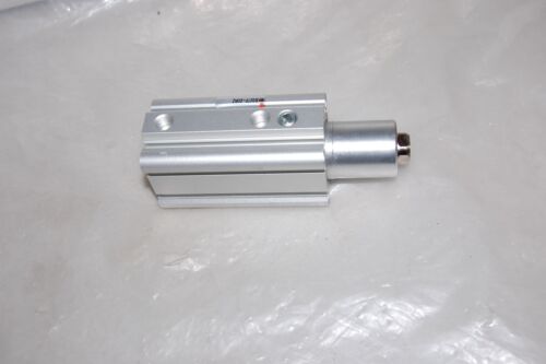 SMC MKB32TF-20RZ Rotary Clamp Cylinder