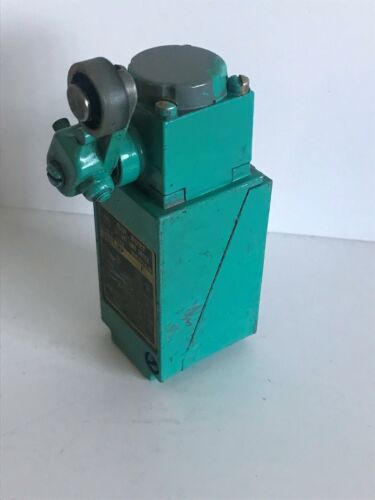 Allen-Bradley Limit Switch 802T-HP Series F