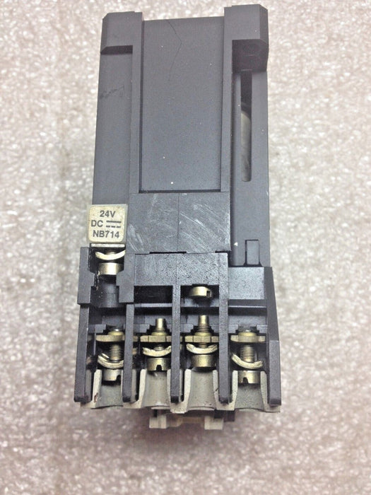 Allen-Bradley 700DC-F220 Series C Contactor