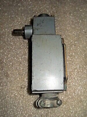 Allen-Bradley 802T-AM Oiltight Limit Switch