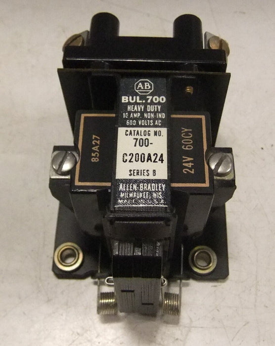 Allen-Bradley AC Relay 700-C200A24