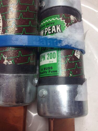 2 Bussmann LPN-200 FUSES NO BOX