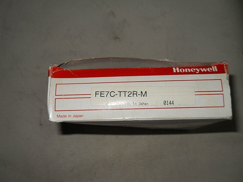 Honeywell FE7C-TT2R-M Photoelectric Control