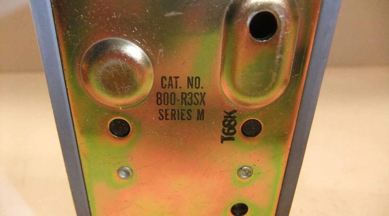 Allen-Bradley 3 Position Selector 800-R3SX