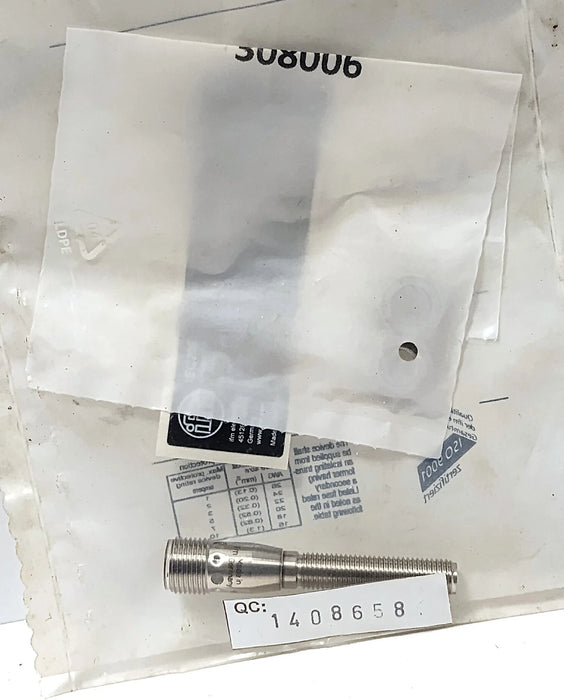 Efector IEK3002BBPKG/AM/US-104 IEC200 10-30 V DC Inductive Proximity Sensor