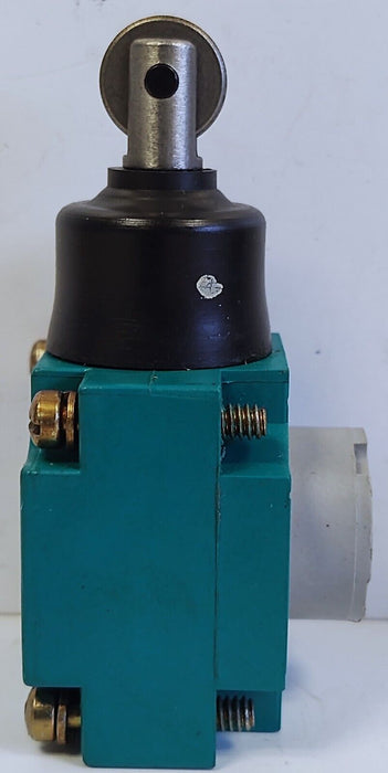 Allen-Bradley 802M-KX Roller Plunger Sealed Limit Switch Head Only