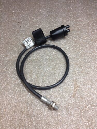IFM Efector E20156 DIFFUSE SENSOR
