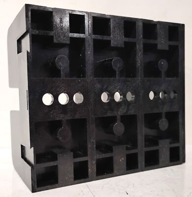 Ferraz Shawmut 60303J 600 V 30 A 3 Pole Fuse Block