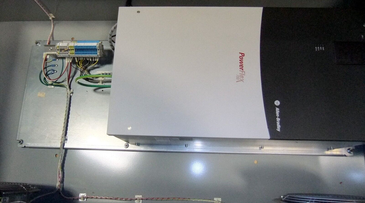 Allen-Bradley PowerFlex 700 / Enclosure 20BD156A0ANNANC0