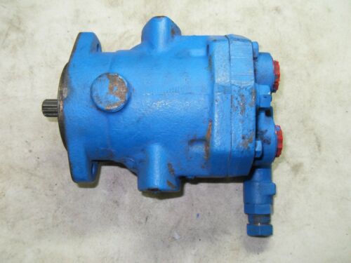 Vickers 02341644 Pvq13-A2R-Se3S-20-C14-12 Piston Pump