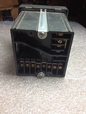 Omega Engineering IM-922B-1 Temperature Controller