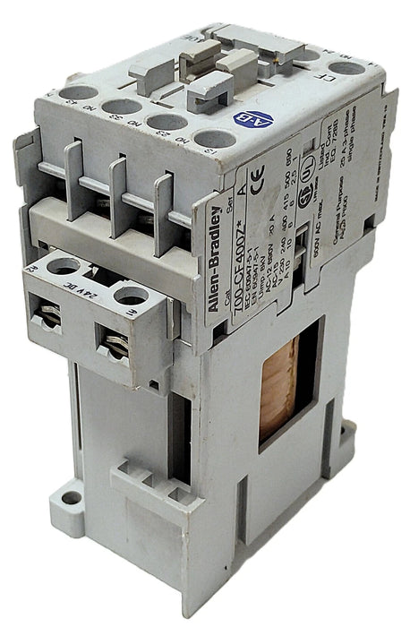 Allen-Bradley 700-CF400ZJ 600 V AC 20 A IEC Contactor w/ 24 V DC Coil