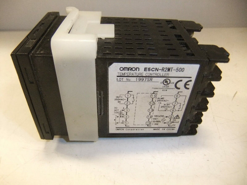 Omron Temperature Controller E5CN-R2MT-500 100-240 VAC