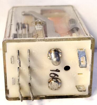 Potter & Brumfield R10-E1X2-115V 115 V AC 5 A DPDT Relay