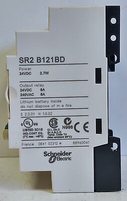 Schneider Electric SR2B121BD PLC Input & Output Module with Display (No Battery