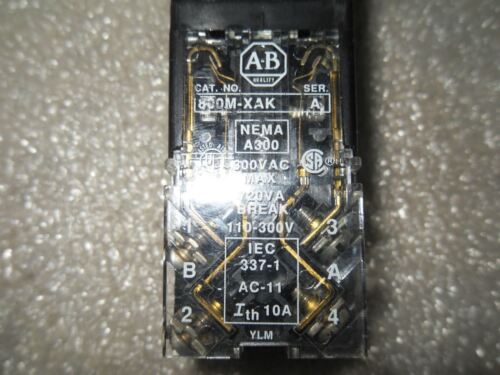 1 Allen-Bradley 800MR-H31B SER A SELECTOR SWITCH OPERATOR