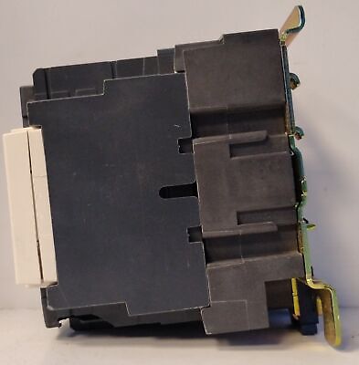 Telemecanique LC1D40B7 24 V AC 40 A 3 P Contactor
