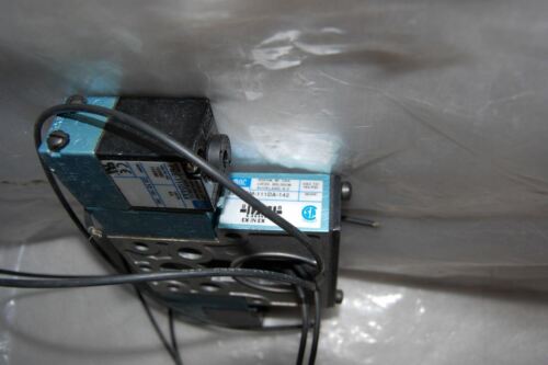 MAC Valves 821C-PM-11DA-142