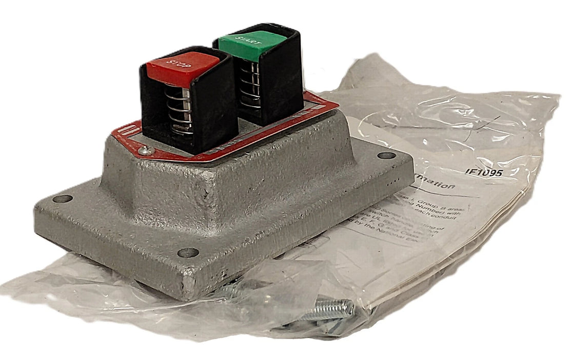 Crouse-Hinds DS454 NX M4 START/STOP Pushbutton Station for Hazardous Locations