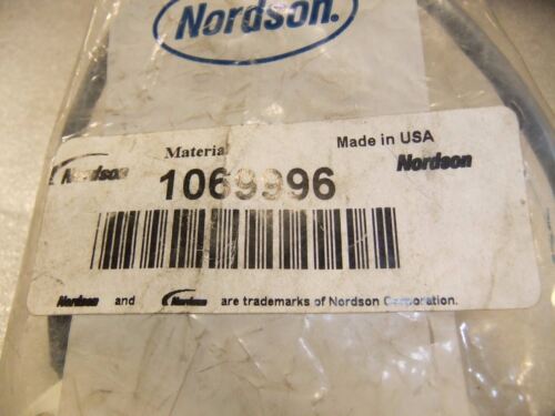 Nordson Nozzle and Plug 1069996