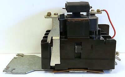 GE CR308E2041EAATJA 600 V AC 90 A 50 HP NEMA Size 3 Starter with Aux. Contact