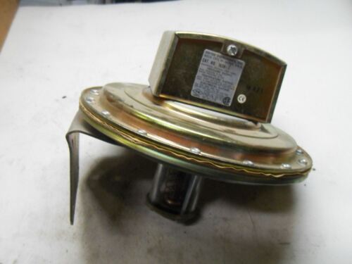 1 DWYER 1638-1 PRESSURE SWITCH
