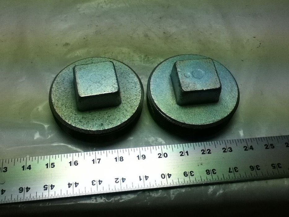 LOT OF 2 CROUSE HINDS PLG105 SQUARE HEAD PIPE PLUGS
