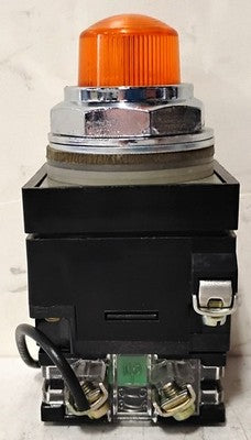 GE CR104PLT32M 120 V Amber Push-to-test Oiltight Indicator Light