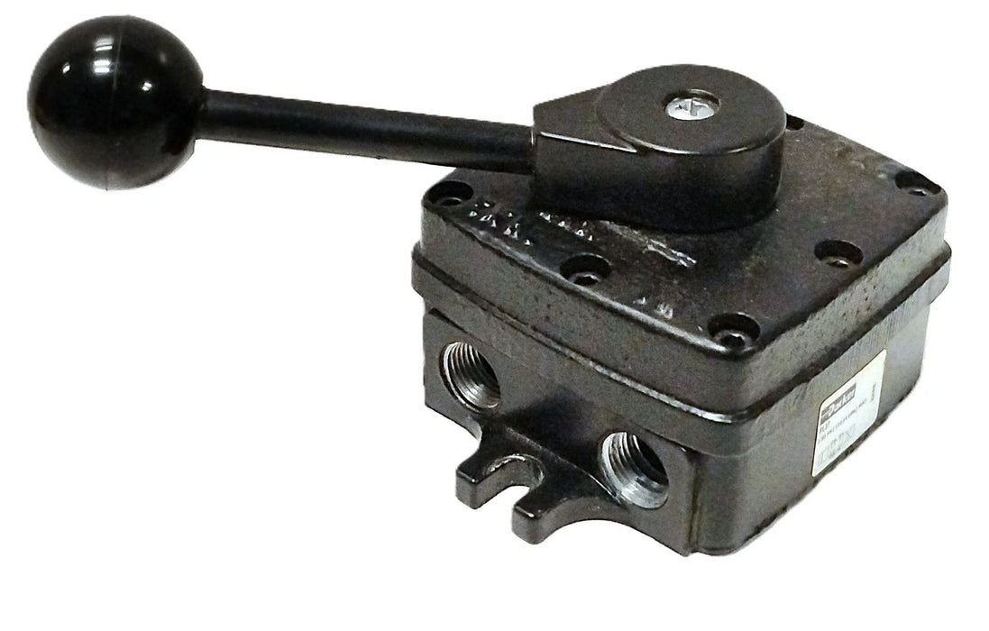 Parker PL37 150 psi 4-Way 3-Position Manual Air Control Valve w/ 3/8 in Ports