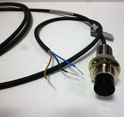 Balluff RXE-1805P-PU-02 Proximity Sensor