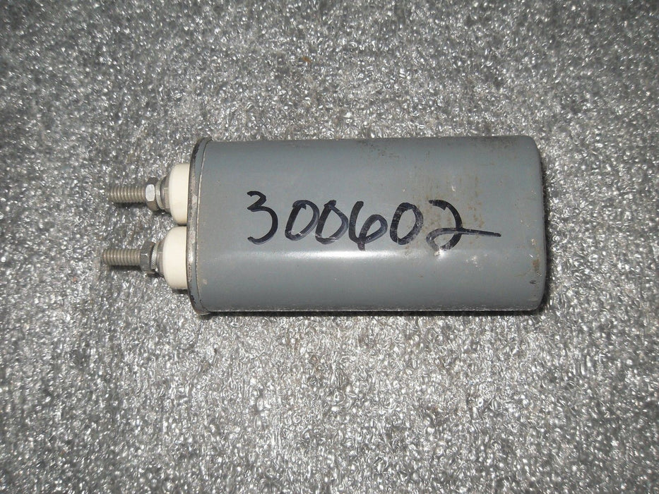 Aerovox N83R1001B Capacitor