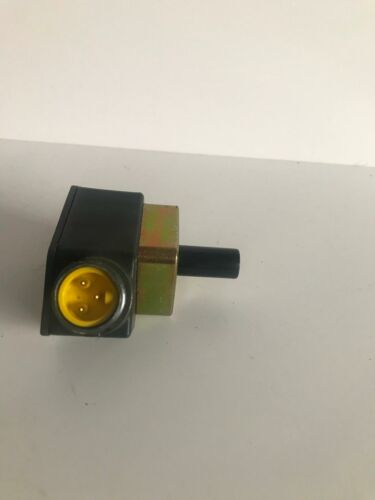 Namco EE230-30420 Cylindicatior Sensor