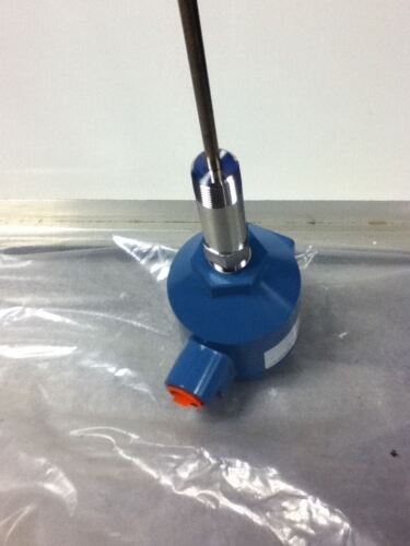 Rosemount 185D305E1N0000N0155TB Transmitter