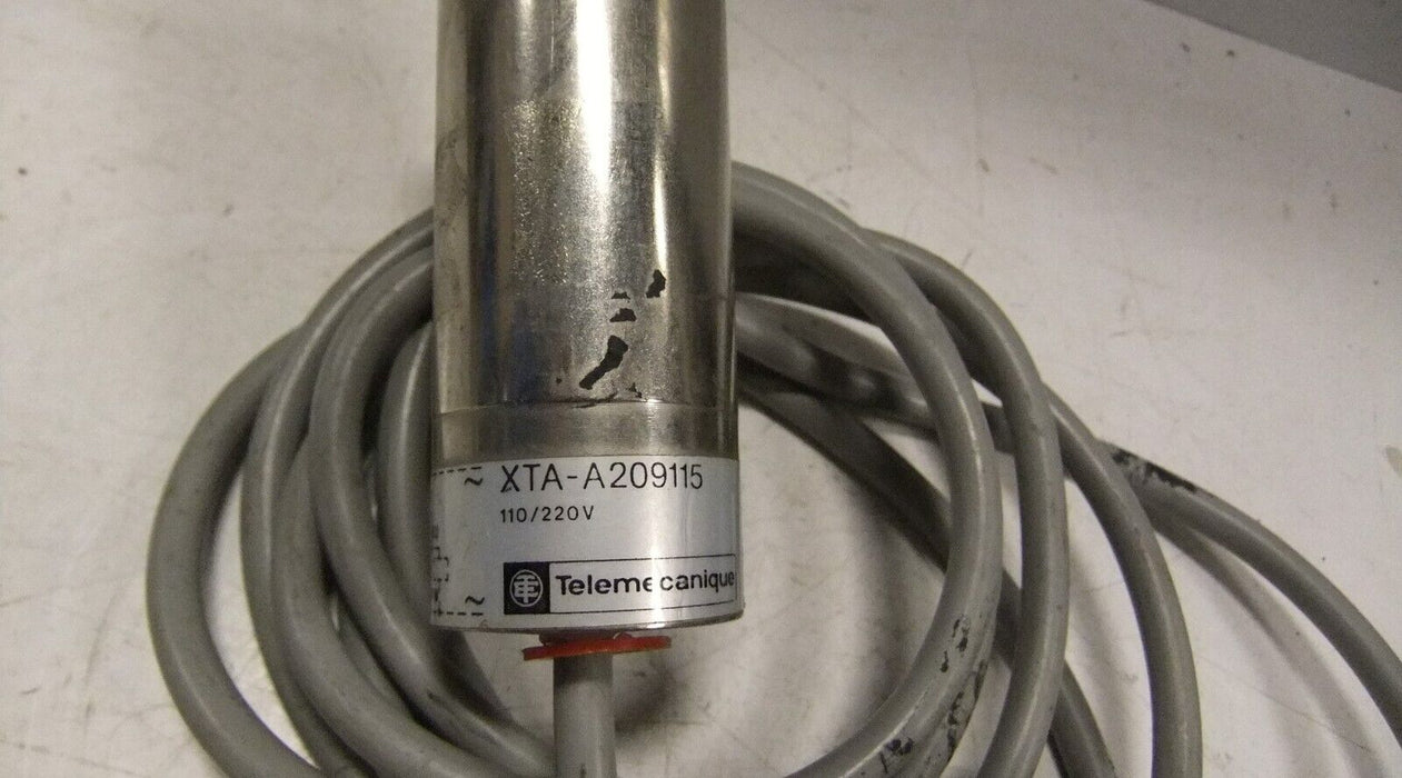 Telemecanique XTA-A209115 Proximity Switch